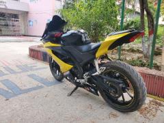 YAMAHA R15 V3